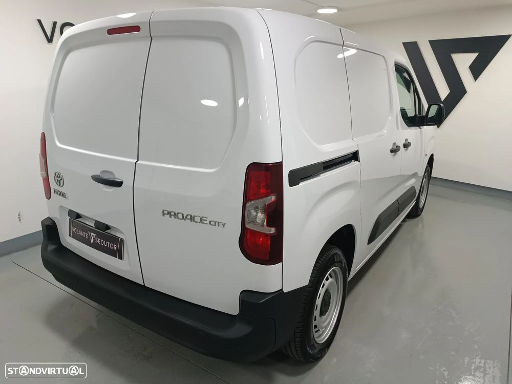 Toyota PROACE-CITY 1.5 D-4D L-1 - 6