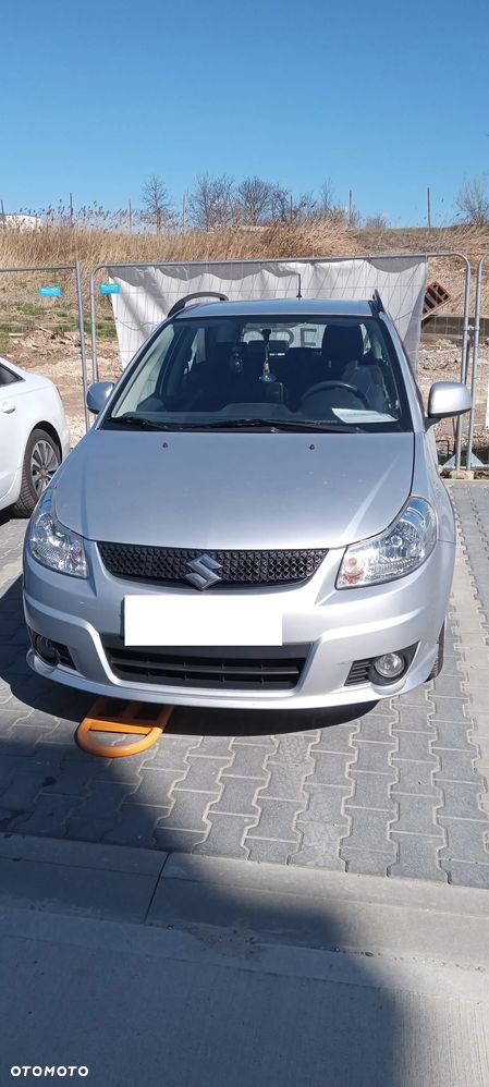 Suzuki SX4 1.6 VVT 4x2 Comfort - 1