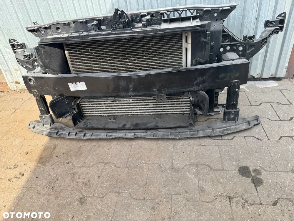 PAS PRZEDNI CHŁODNICE KIA PROCEED III 1.5 TGDI - 1
