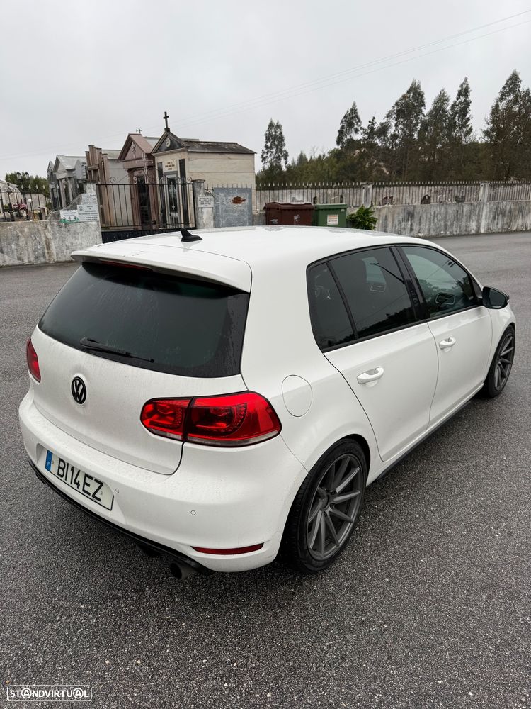 VW Golf 2.0 TDi DPF GTD - 9