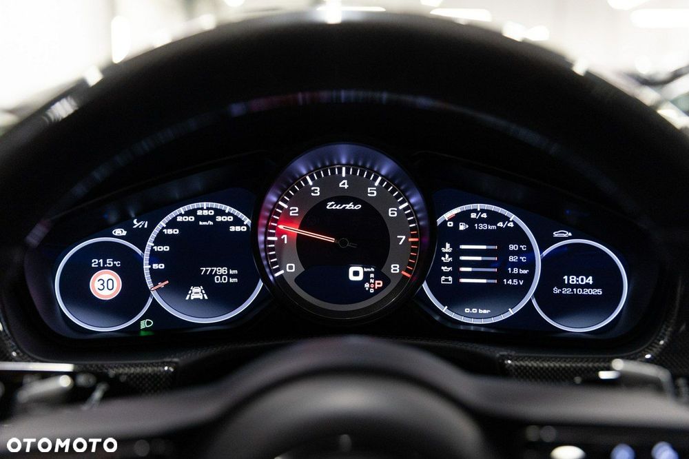 Porsche Panamera Turbo - 37