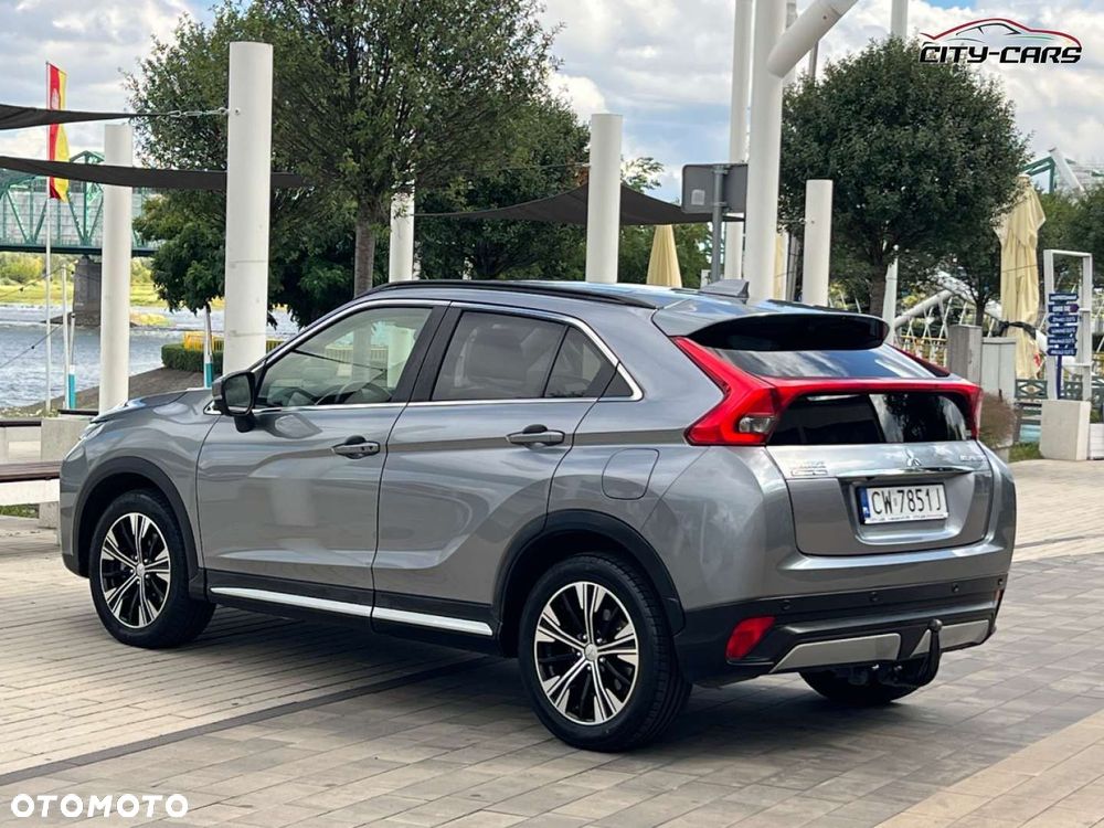 Mitsubishi Eclipse Cross - 32