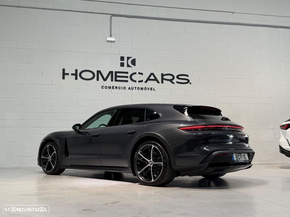 Porsche Taycan Cross Turismo 4 - 15