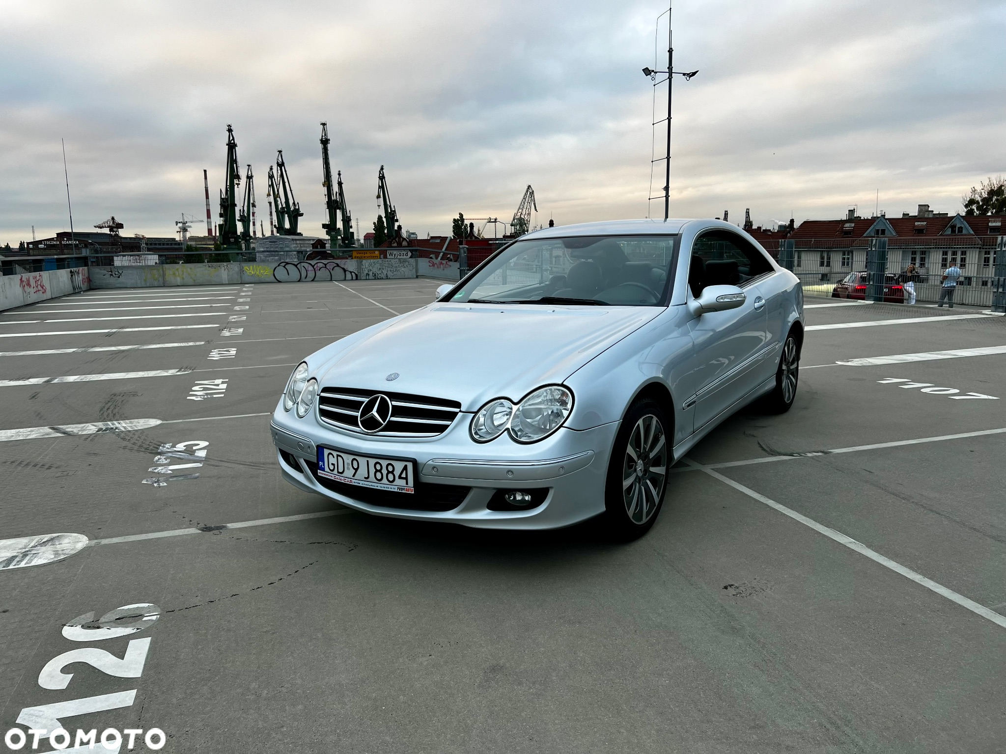 Mercedes-Benz CLK Coupe 200 Kompressor Automatik Avantgarde - 10