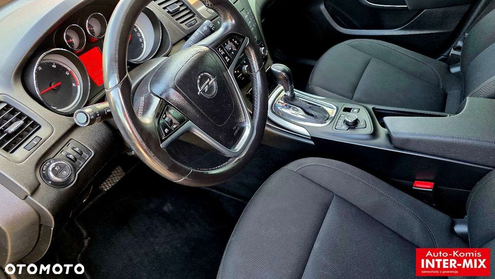 Opel Insignia - 22