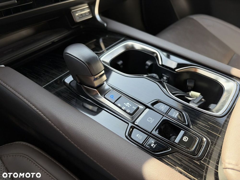 Lexus RX 450h+ F Sport Design - 29