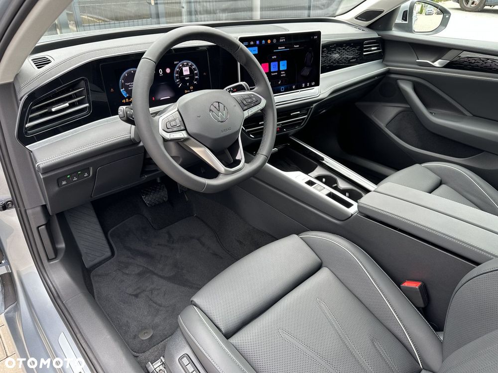 Volkswagen Passat Variant 1.5 TSI EVO Elegance DSG - 13