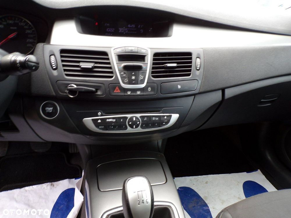 Renault Laguna - 17