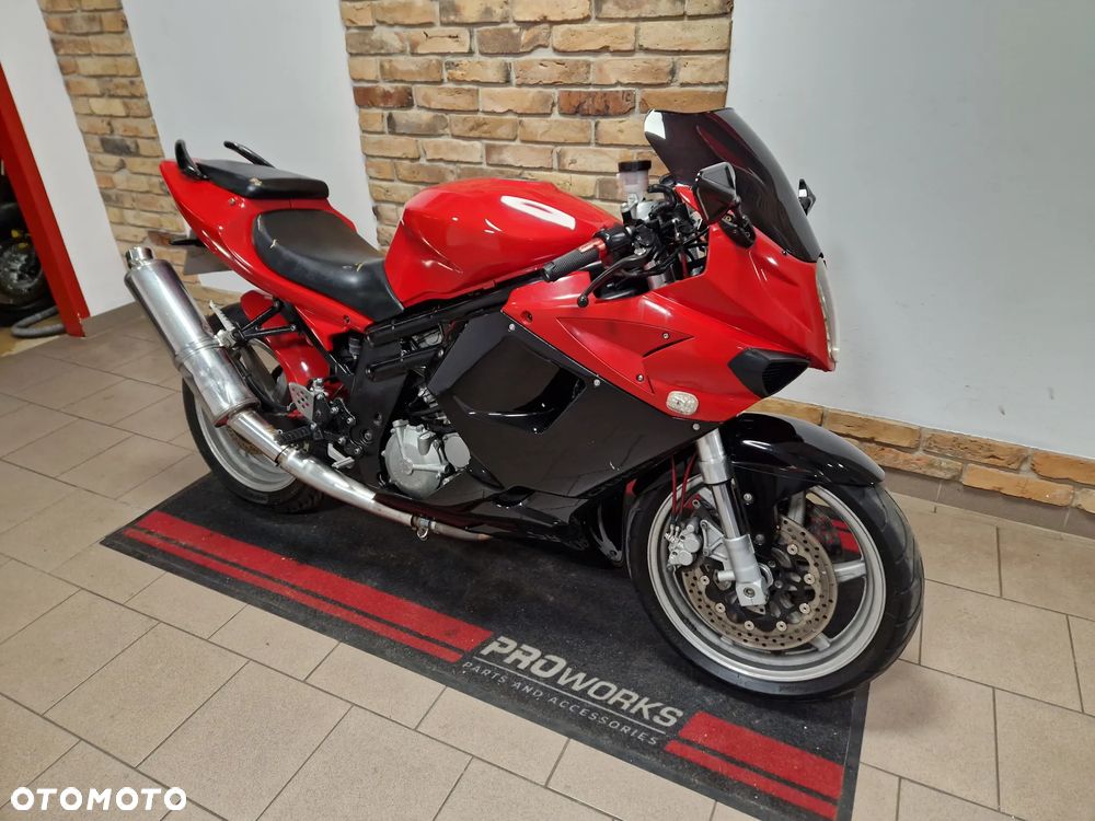 Hyosung GT - 4