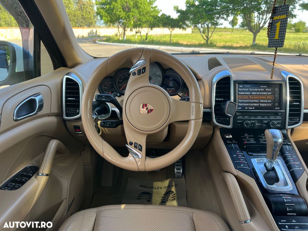 Porsche Cayenne S Tiptronic - 9