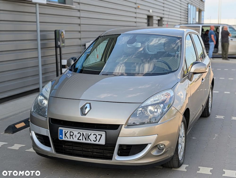 Renault Scenic dCi 110 EDC Dynamique - 10