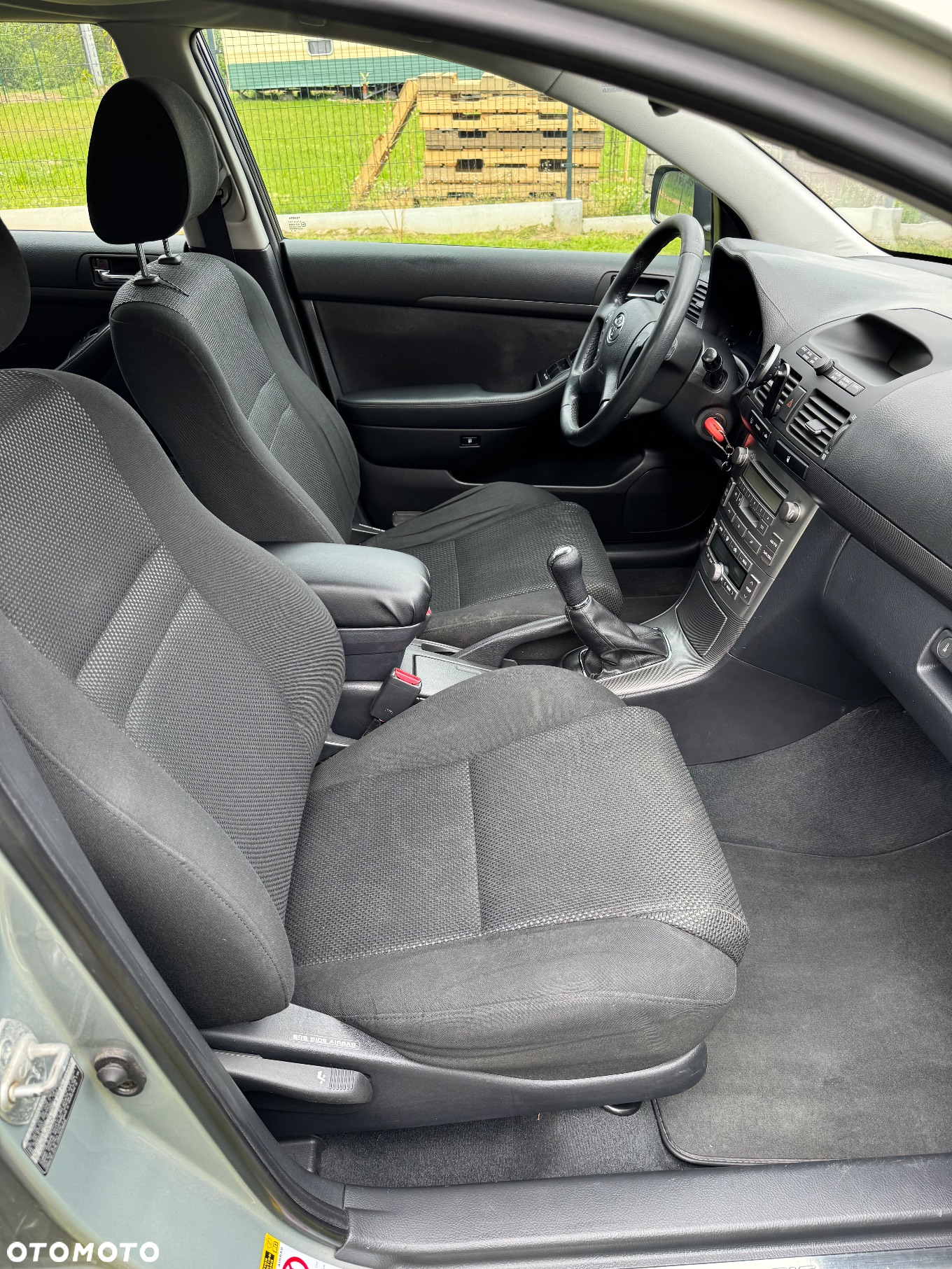 Toyota Avensis 2.0 D-4D Combi - 10