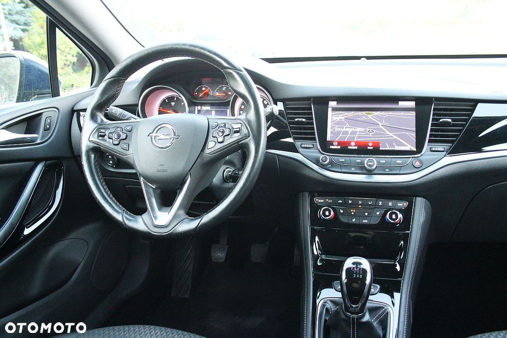 Opel Astra - 12
