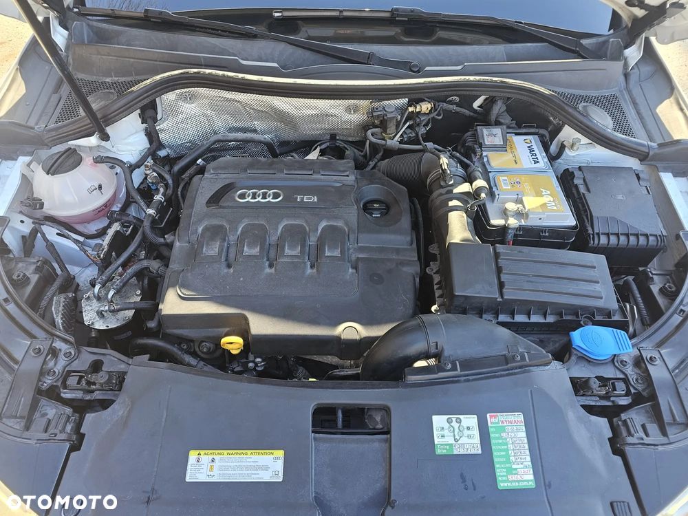 Audi Q3 2.0 TDI Design - 8