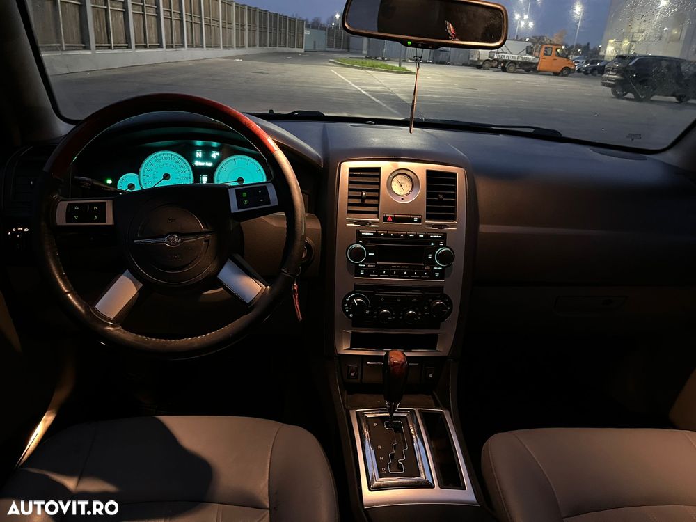 Chrysler 300C 3.0 CRD DPF Automatik - 7
