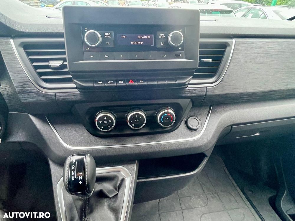 Renault Trafic 2.0 Blue dCi 150 EDC S&S L2 8+1 Zen - 11