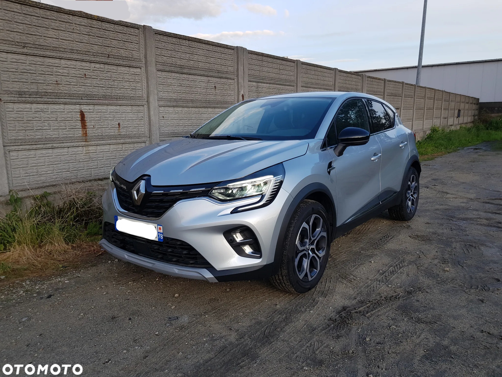 Renault Captur 1.3 TCe mHEV Techno EDC - 19