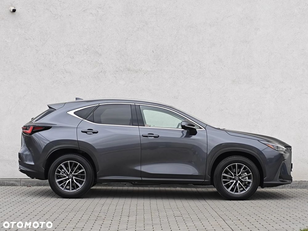 Lexus NX 350h Prestige AWD - 10