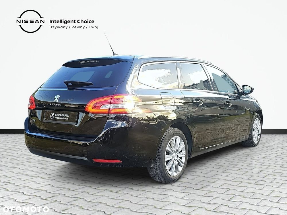 Peugeot 308 BlueHDi 130 EAT8 Allure - 5