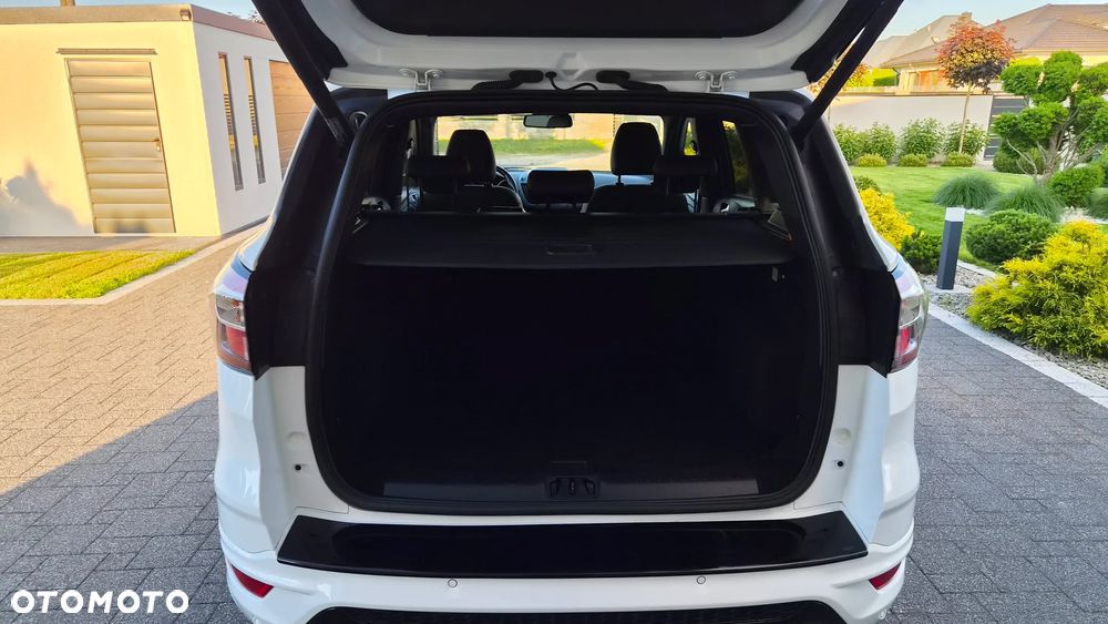 Ford Kuga 2.0 TDCi 4x4 ST-Line - 35