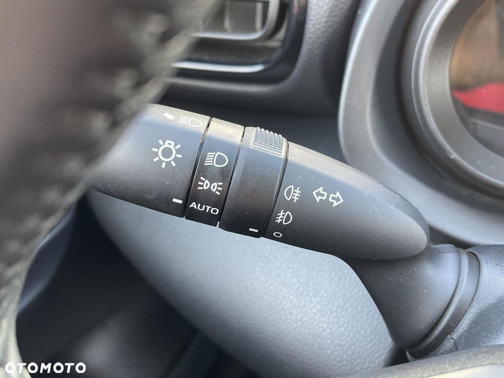 Toyota Yaris Cross - 16
