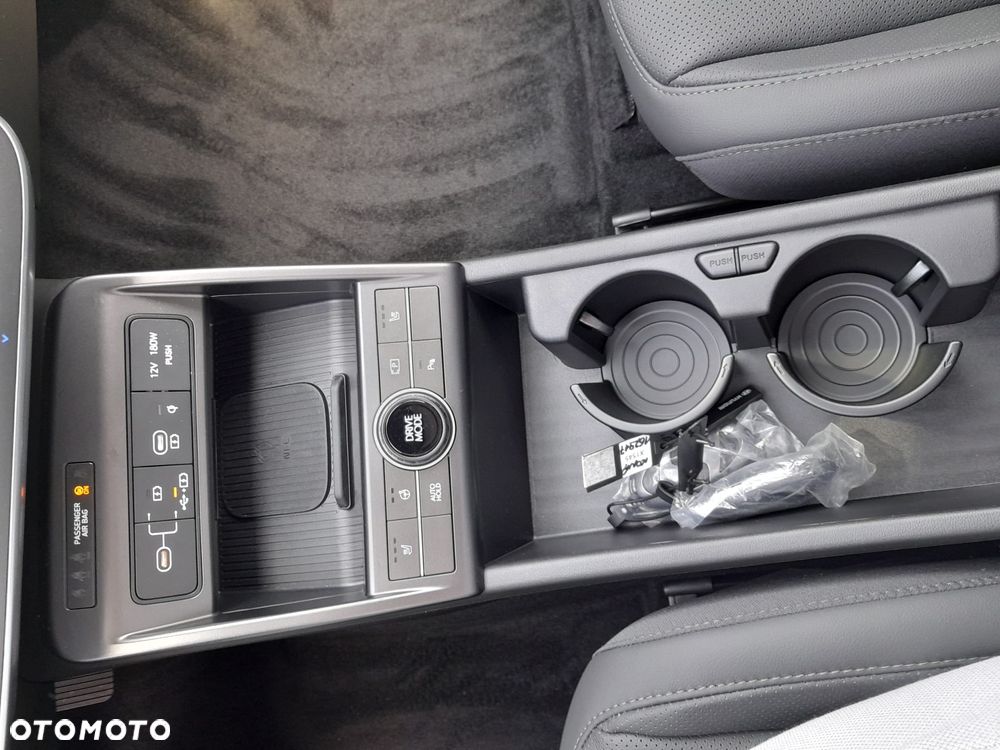 Hyundai Kona 1.6 GDI Hybrid Platinum DCT - 24