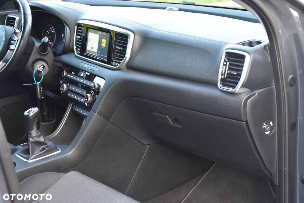 Kia Sportage 1.6 GDI 2WD DREAM-TEAM EDITION - 27