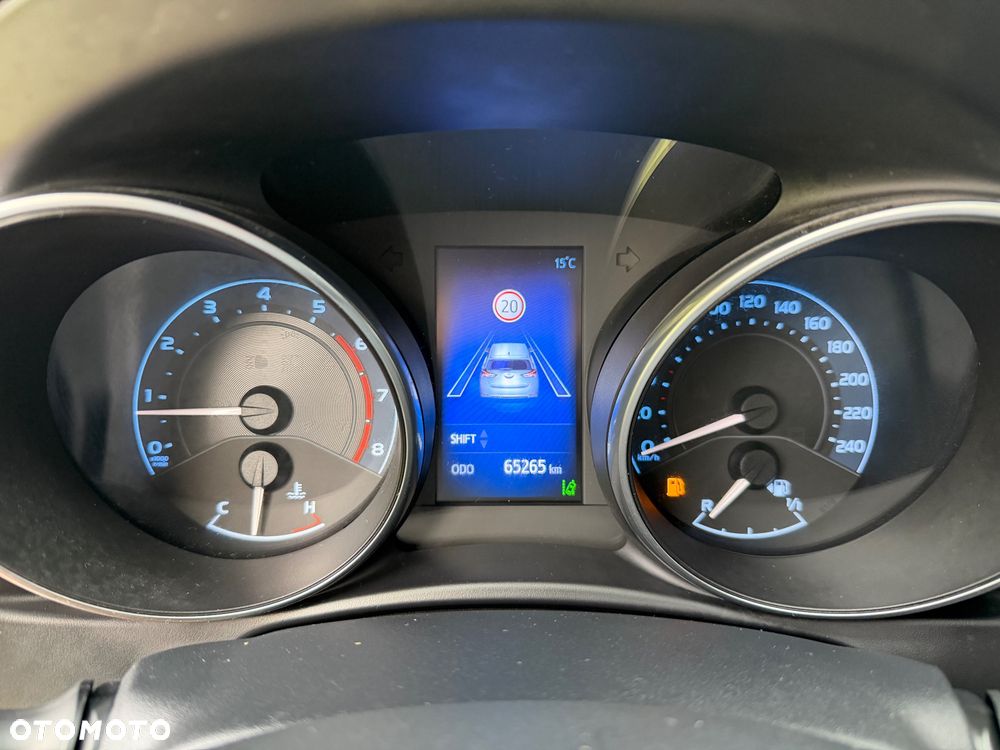 Toyota Auris 1.2 Turbo Comfort - 33