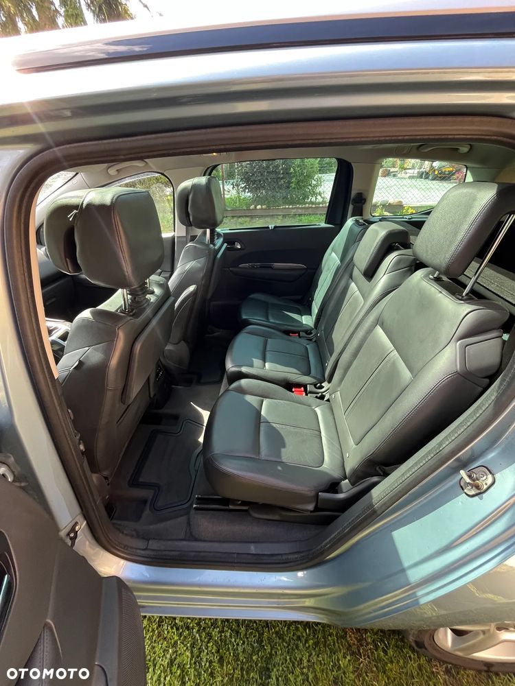 Peugeot 5008 2.0 HDi Premium + - 3