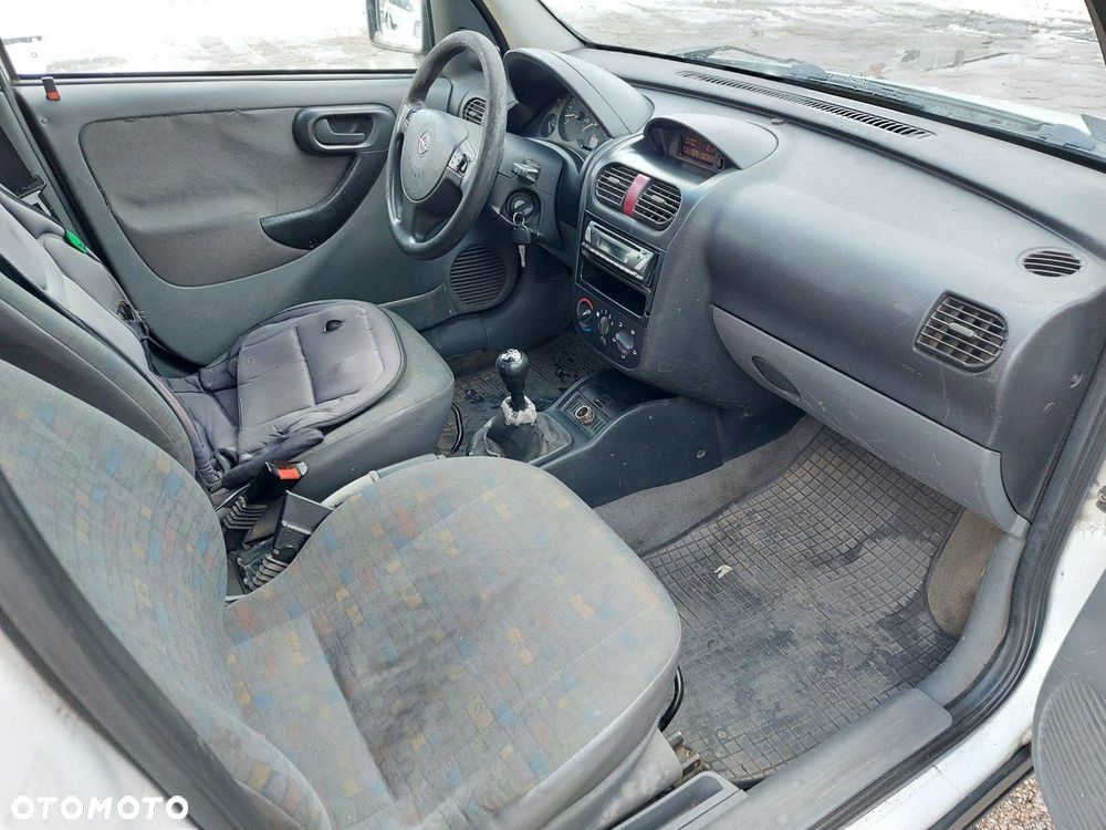 Opel Combo - 8