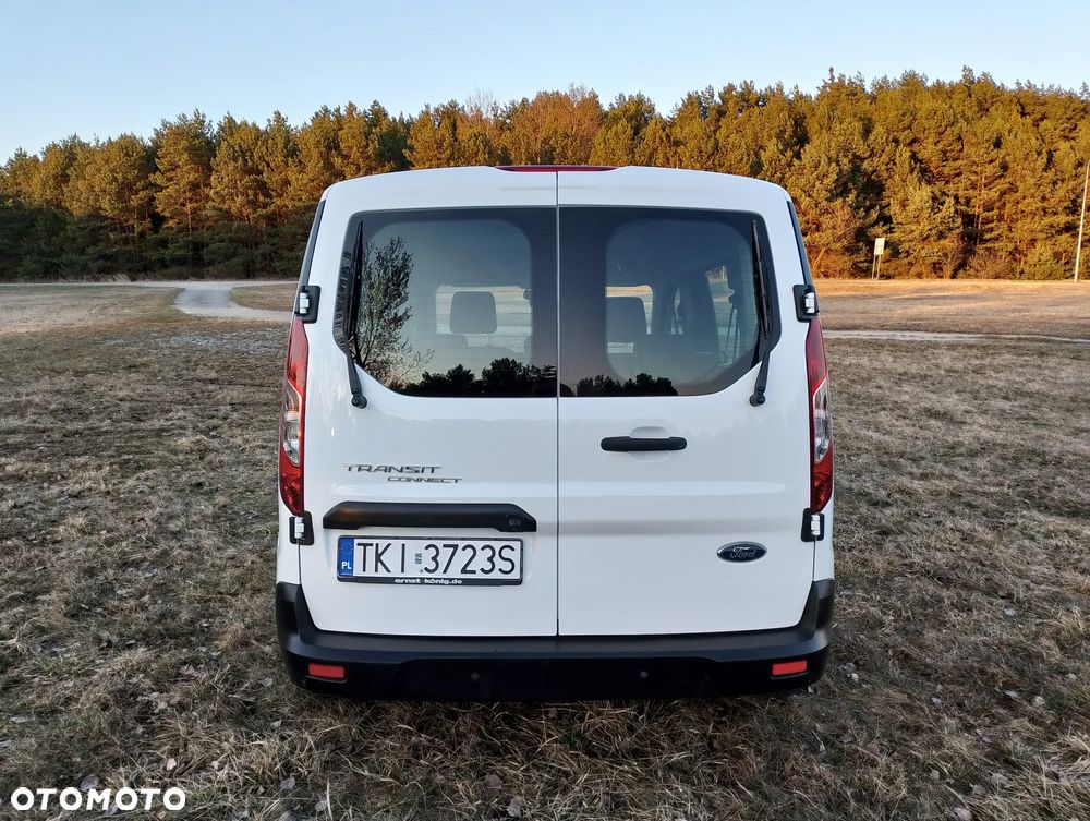 Ford Transit Connect - 8