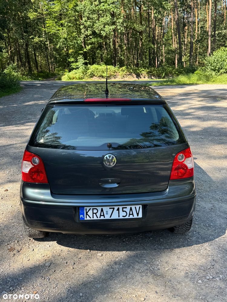 Volkswagen Polo 1.4 16V Comfortline - 5