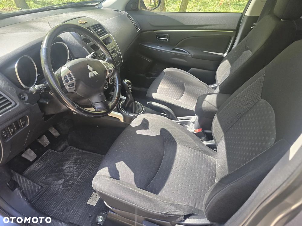 Mitsubishi ASX 1.8 DI-D 2WD Instyle - 13