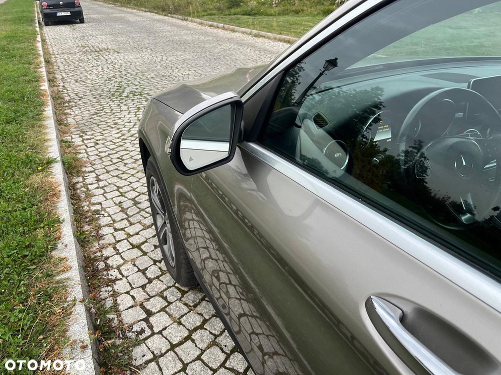 Mercedes-Benz GLC 300 4Matic 9G-TRONIC Exclusive - 14