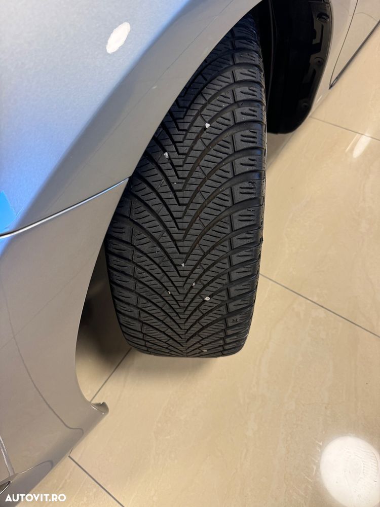 Toyota Auris 1.8 VVT-i Hybrid Automatik Touring Sports Team Deutschland - 34