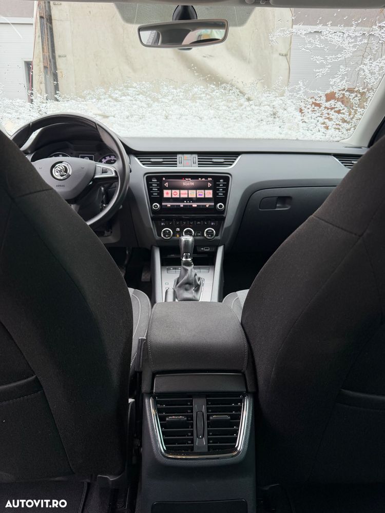 Skoda Octavia 1.5 TSI DSG Mild Hybrid Ambition - 6