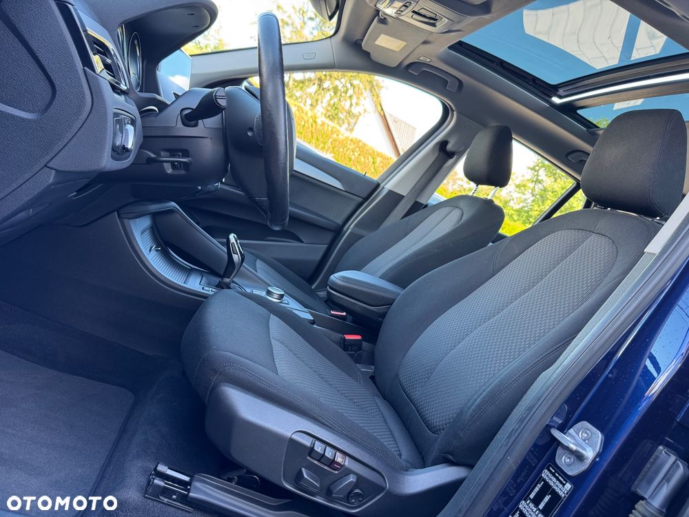 BMW X1 xDrive20i Advantage sport - 27