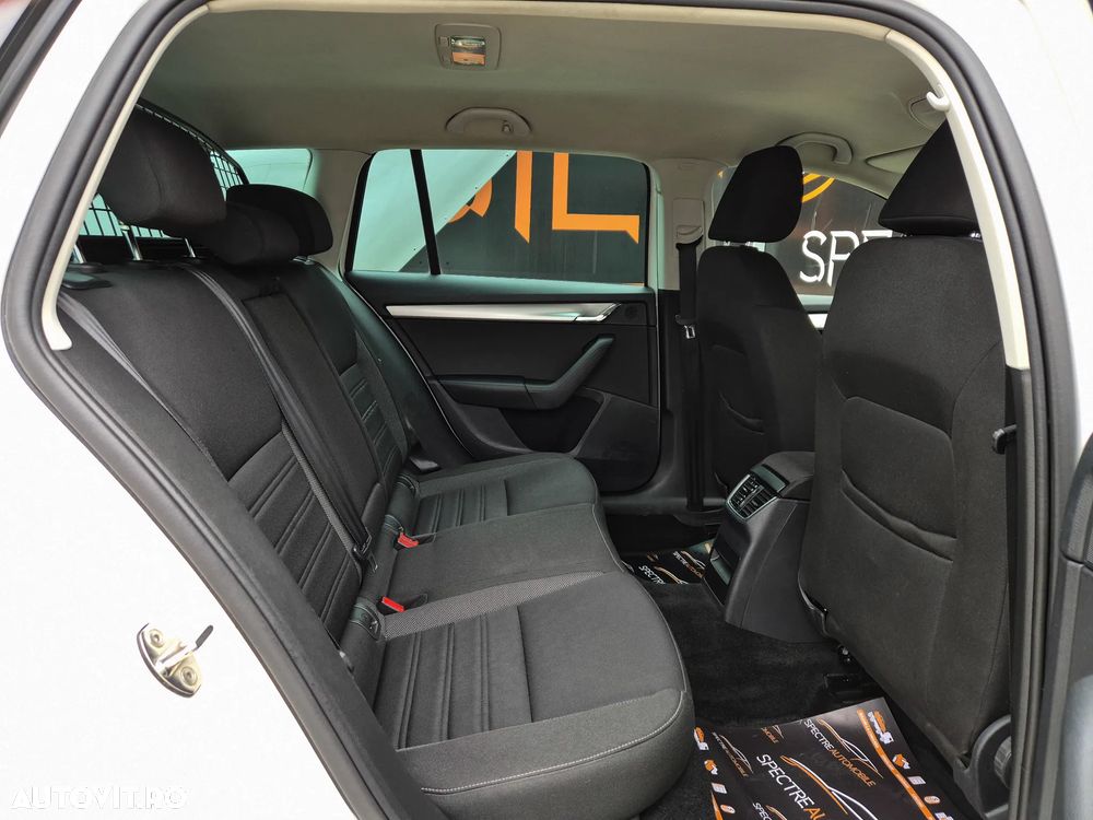 Skoda Octavia - 12