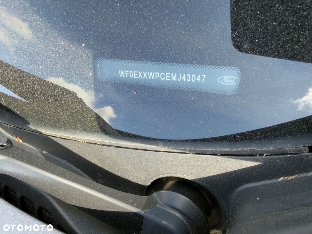 Ford Mondeo 2.0 EcoBlue Titanium - 24