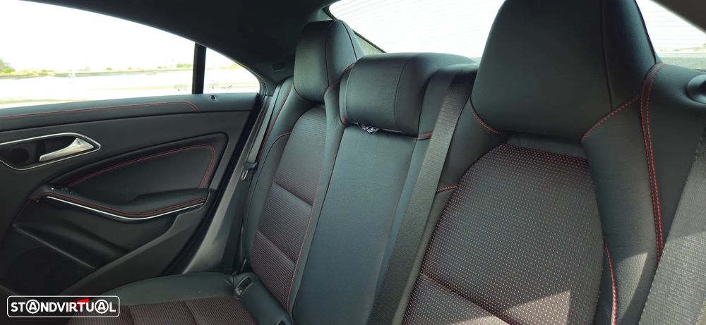 Mercedes-Benz CLA 220 CDi AMG Line Aut. - 12