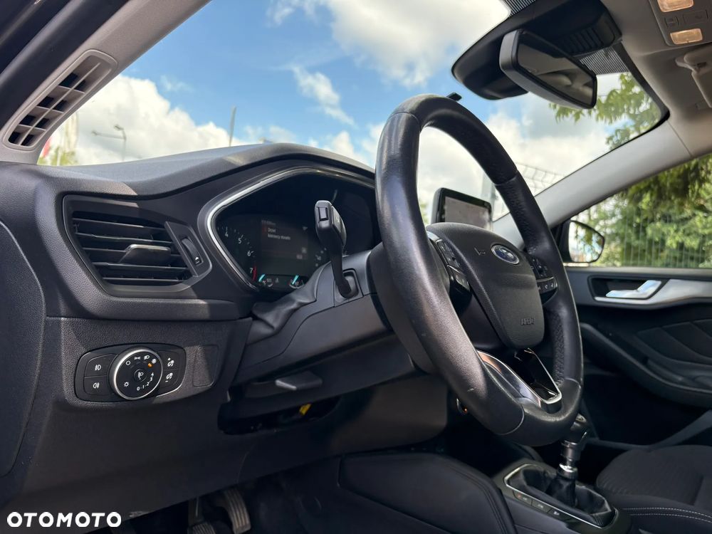 Ford Focus 1.0 EcoBoost mHEV ST-Line X - 10