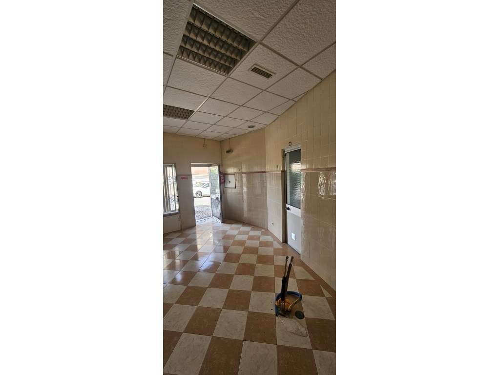 Loja em Queluz / Pendão - Grande imagem: 5/11