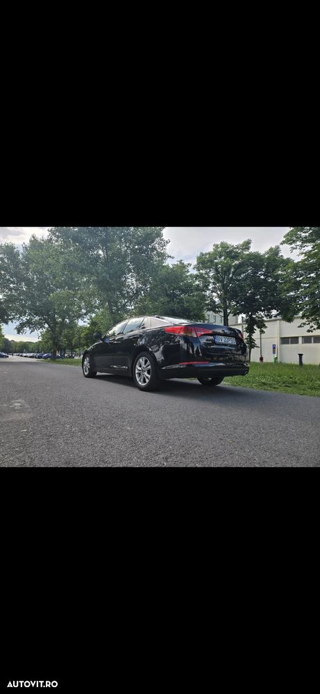 Kia Optima 2012 photo 3