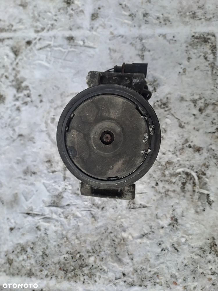 Audi A6 C6 2.7 TDi kompresor klimatyzacji Denso 4F0260805S  447190-6440 - 6