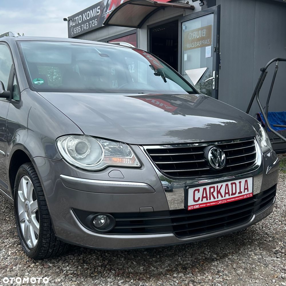 Volkswagen Touran 2.0 TDI DPF Highline - 3