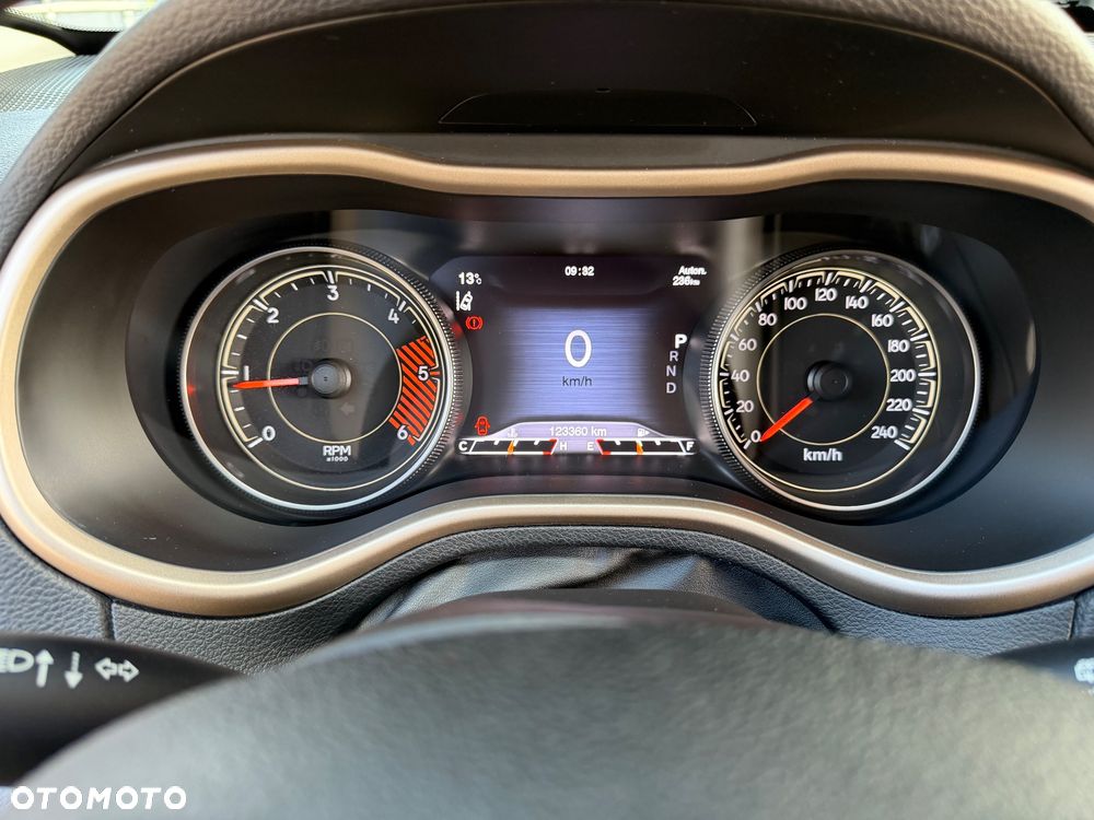 Jeep Cherokee 2.0 Multijet Active Drive II Automatik Limited - 19