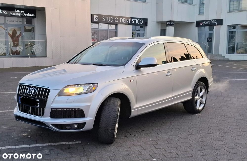 Audi Q7 - 1