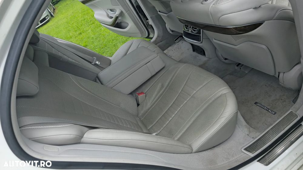 Mercedes-Benz S 500 4MATIC Aut - 7