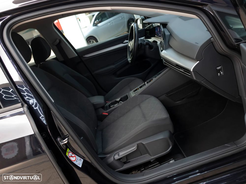 VW Golf Variant 2.0 TDi Life DSG - 13