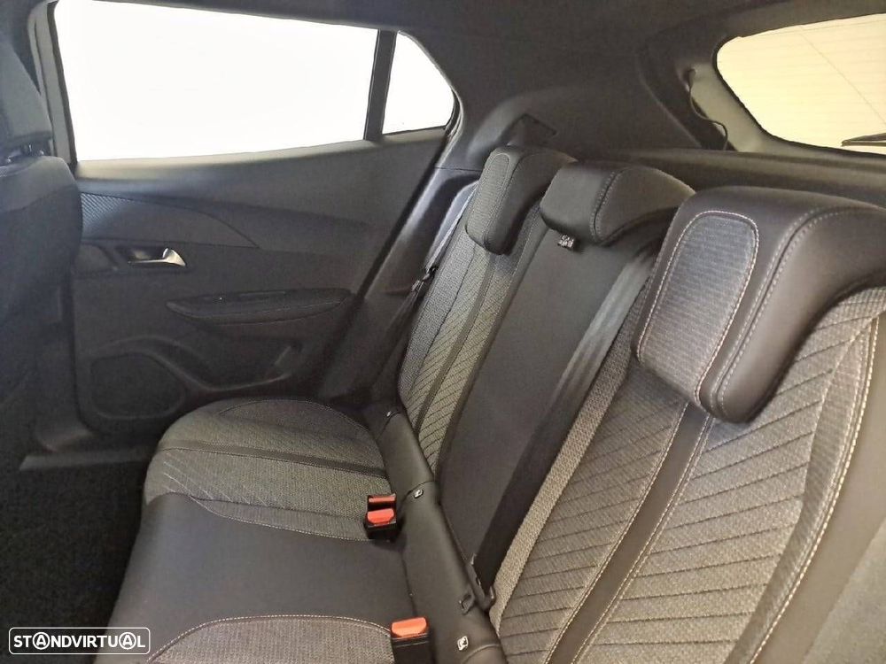 Peugeot 2008 1.2 Hybrid Allure e-DCS6 - 14